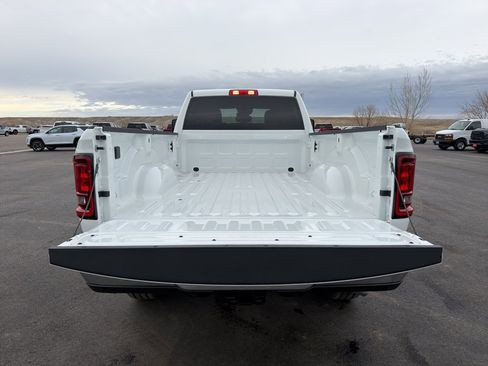 New 2026 RAM 2500 Big Horn AWD/4WD image 9