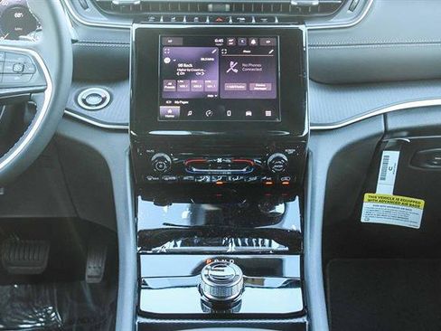 New 2025 Jeep Grand Cherokee Laredo image 12