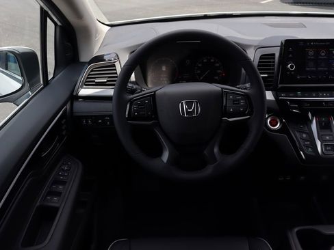 Used 2026 Honda Odyssey Touring image 20