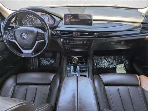 Used 2015 BMW X5 xDrive50i AWD/4WD image 17