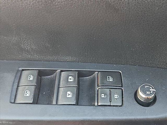 Used 2016 Toyota Highlander XLE FWD image 14