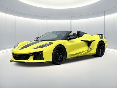 Used 2024 Chevrolet Corvette Z06 RWD image 1