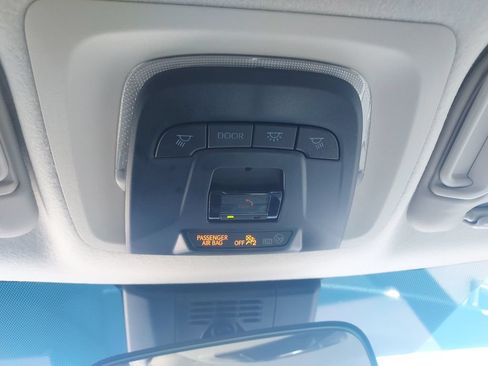Used 2025 Toyota Corolla LE FWD image 13