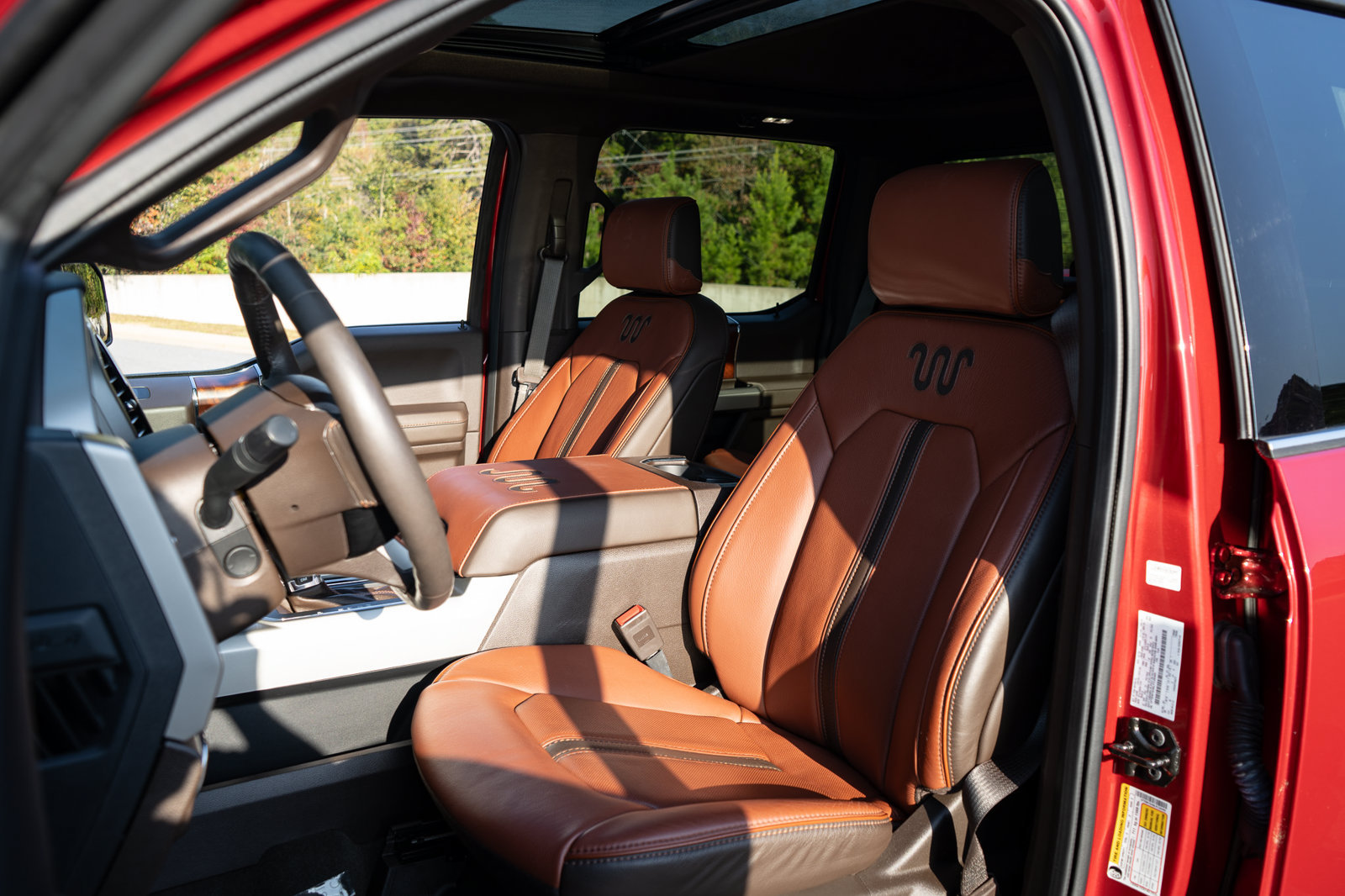Used 2020 Ford F150 King Ranch w/ Equipment Group 601A Luxury AWD/4WD image 14