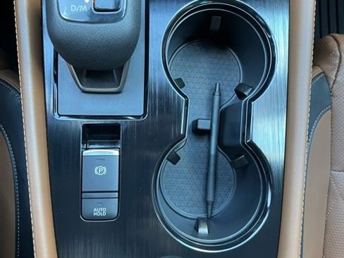 Used 2024 Nissan Rogue Platinum w/ Platinum Premium Package image 35