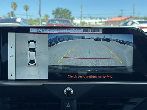 New 2026 Toyota Crown Platinum image 22