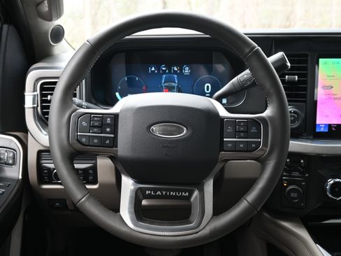 Used 2026 Ford F450 Platinum w/ Platinum Plus Package image 19