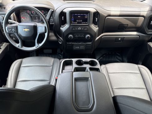 Used 2025 Chevrolet Silverado 1500 W/T w/ Trailering Package AWD/4WD image 27