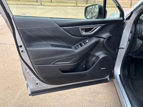 Used 2020 Subaru Forester Limited w/ Popular Package #3 image 12