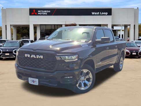 Used 2025 RAM 1500 Lone Star RWD image 1