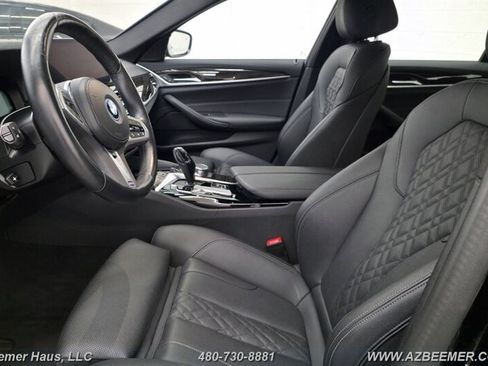 Used 2023 BMW 530e w/ M Sport Package RWD image 19