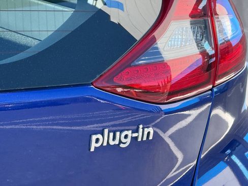 Used 2019 Hyundai Ioniq Limited FWD image 25