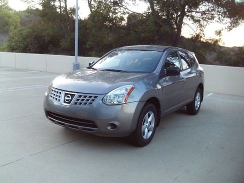 Used 2015 Nissan Rogue S FWD image 3