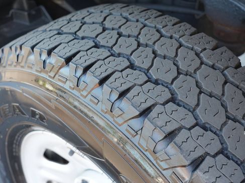 Used 2015 GMC Sierra 3500 4x4 Regular Cab w/ Snow Plow Prep Package image 8
