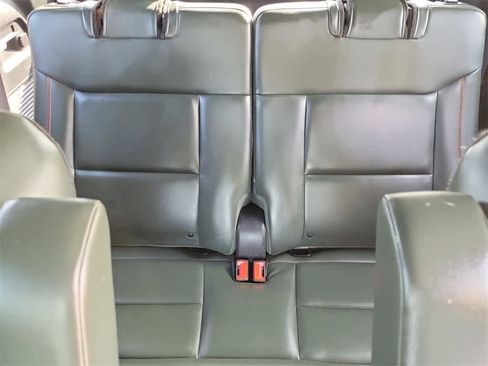 Used 2022 Ford Explorer Timberline image 9