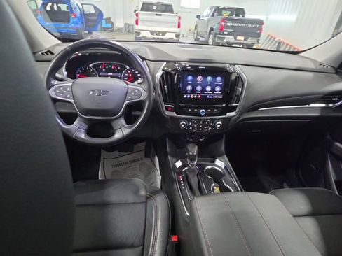 Used 2021 Chevrolet Traverse RS w/ LPO, Floor Liner Package AWD/4WD image 9