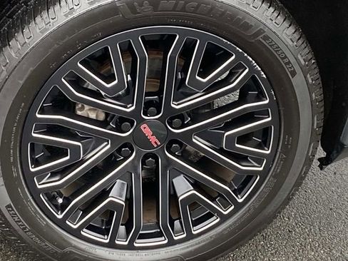 Used 2020 GMC Sierra 1500 Denali w/ Denali Ultimate Package image 37