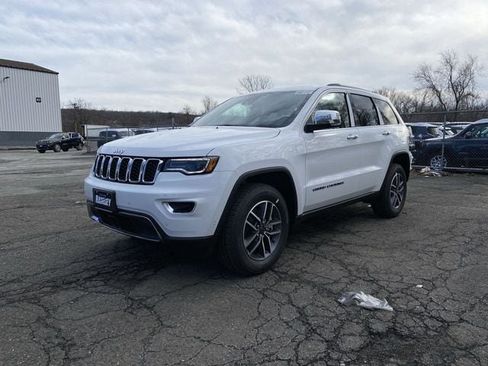Used 2021 Jeep Grand Cherokee Limited w/ Premium Lighting Group AWD/4WD image 2