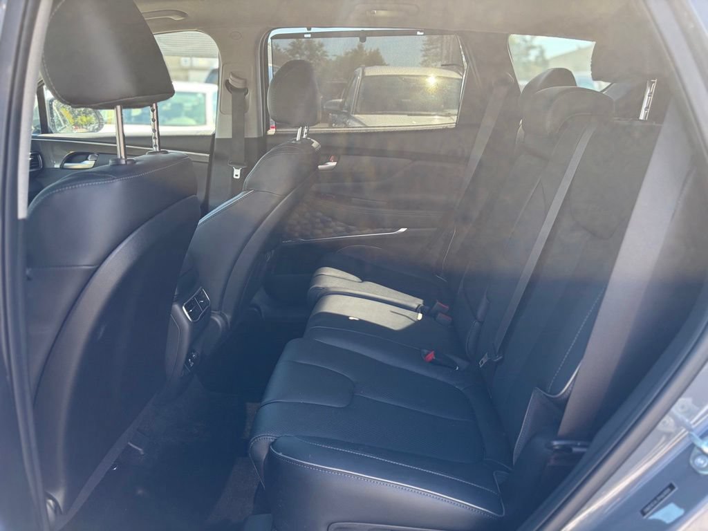 Used 2023 Hyundai Santa Fe Limited AWD/4WD image 13