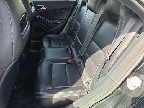 Used 2018 Mercedes-Benz CLA 250 4MATIC image 21