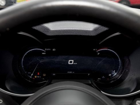 Used 2024 Alfa Romeo Stelvio Veloce image 17