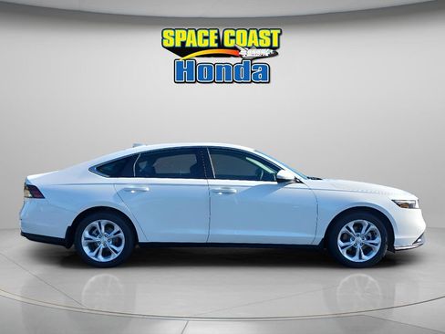 New 2026 Honda Accord LX image 2