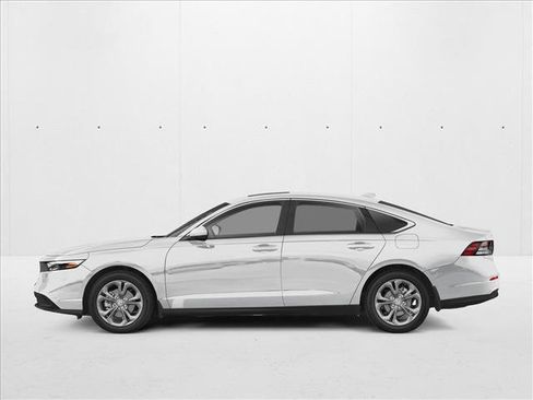 New 2025 Honda Accord SE image 3