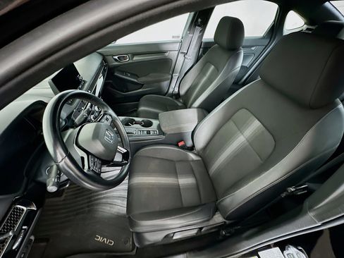 Used 2022 Honda Civic Sport image 13