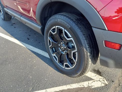 Used 2025 Ford Bronco Sport Outer Banks image 10