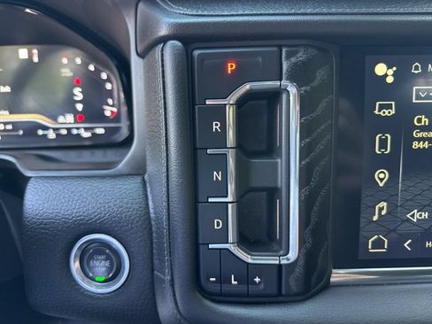 Used 2023 GMC Yukon Denali AWD/4WD image 20