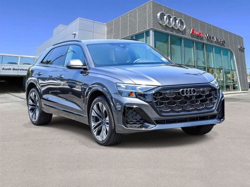 Used 2025 Audi Q8 Premium Plus w/ Premium Plus Package AWD/4WD image 5