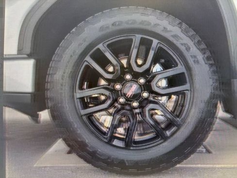 Used 2023 GMC Sierra 1500 Pro w/ Graphite Edition AWD/4WD image 18