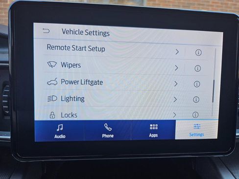 Used 2022 Ford Explorer XLT w/ Equipment Group 202A image 41