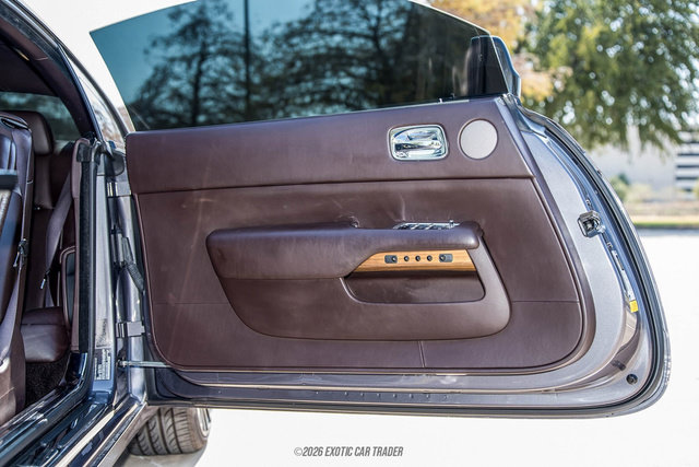 Used 2016 Rolls-Royce Wraith RWD image 85