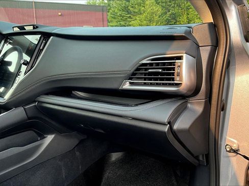 Used 2025 Subaru Legacy Limited image 16