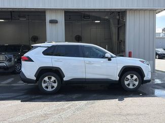 Used 2020 Toyota RAV4 XLE w/ All Weather Liner Package AWD/4WD video 4