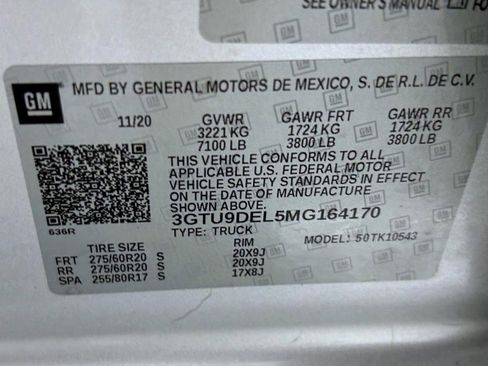 Used 2021 GMC Sierra 1500 SLT w/ SLT Premium Plus Package AWD/4WD image 26