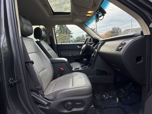 Used 2016 Ford Flex Limited w/ Limited Appearance Package image 21