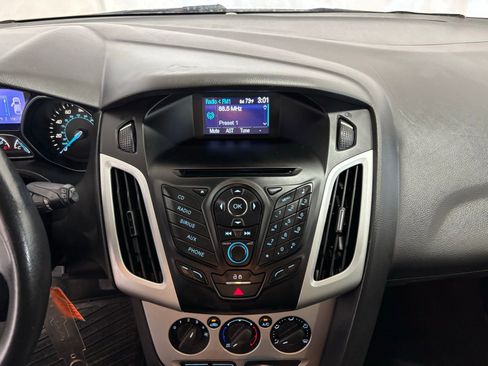 Used 2013 Ford Focus SE image 24