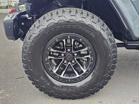 New 2026 Jeep Wrangler Rubicon AWD/4WD image 8