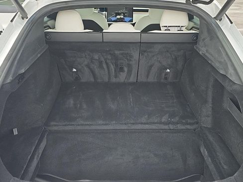 Used 2022 Tesla Model S image 22