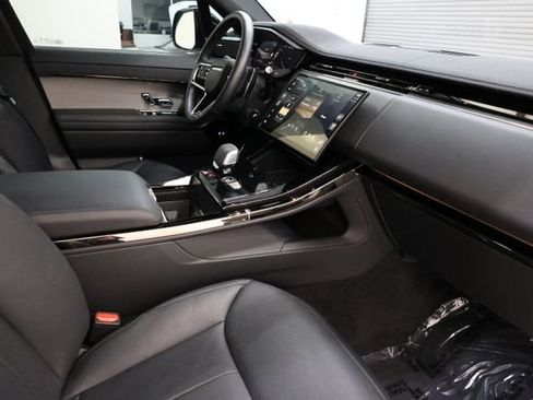 Used 2024 Land Rover Range Rover Sport SE AWD/4WD image 65