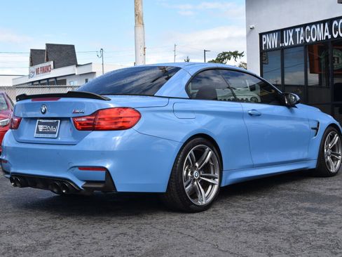 Used 2015 BMW M4 Convertible image 9