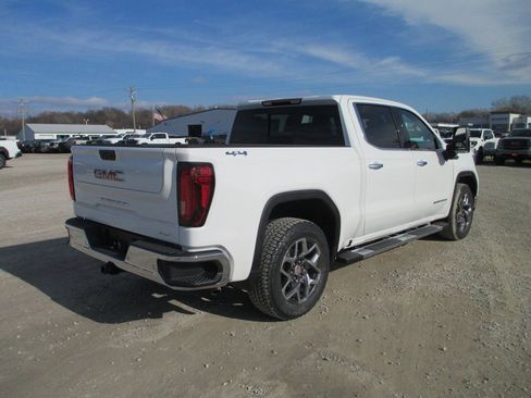 New 2026 GMC Sierra 1500 SLT w/ SLT Premium Plus Package image 5