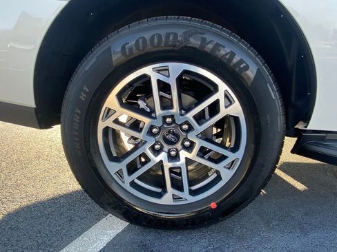 New 2026 Ford Expedition Max Platinum w/ Stealth Appearance Package image 29