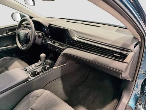 Used 2025 Toyota Camry LE FWD image 24
