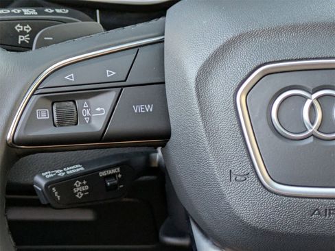 Used 2025 Audi Q3 2.0T Premium w/ Convenience Package image 10