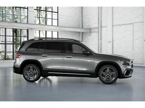 New 2026 Mercedes-Benz GLB 250 4MATIC image 15