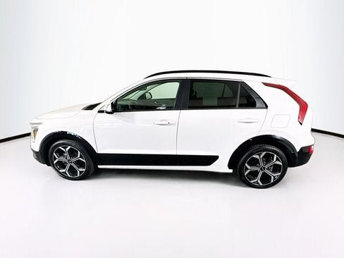 Certified 2023 Kia Niro EX Touring FWD image 8