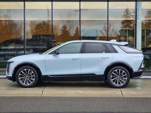 New 2026 Cadillac Lyriq Premium Sport image 2